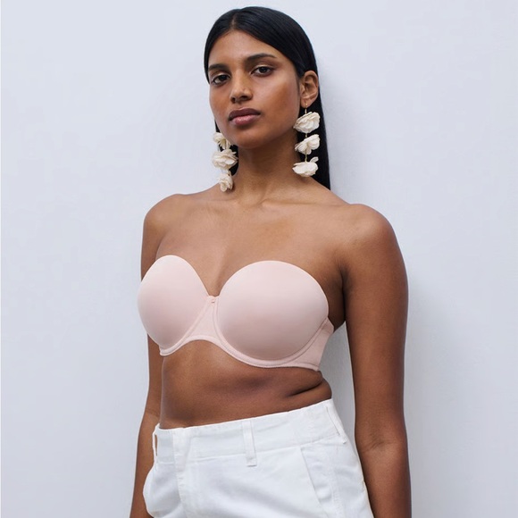 Chantelle Other - Chantelle Comfort Chic Full Bust Strapless Bra in Nude